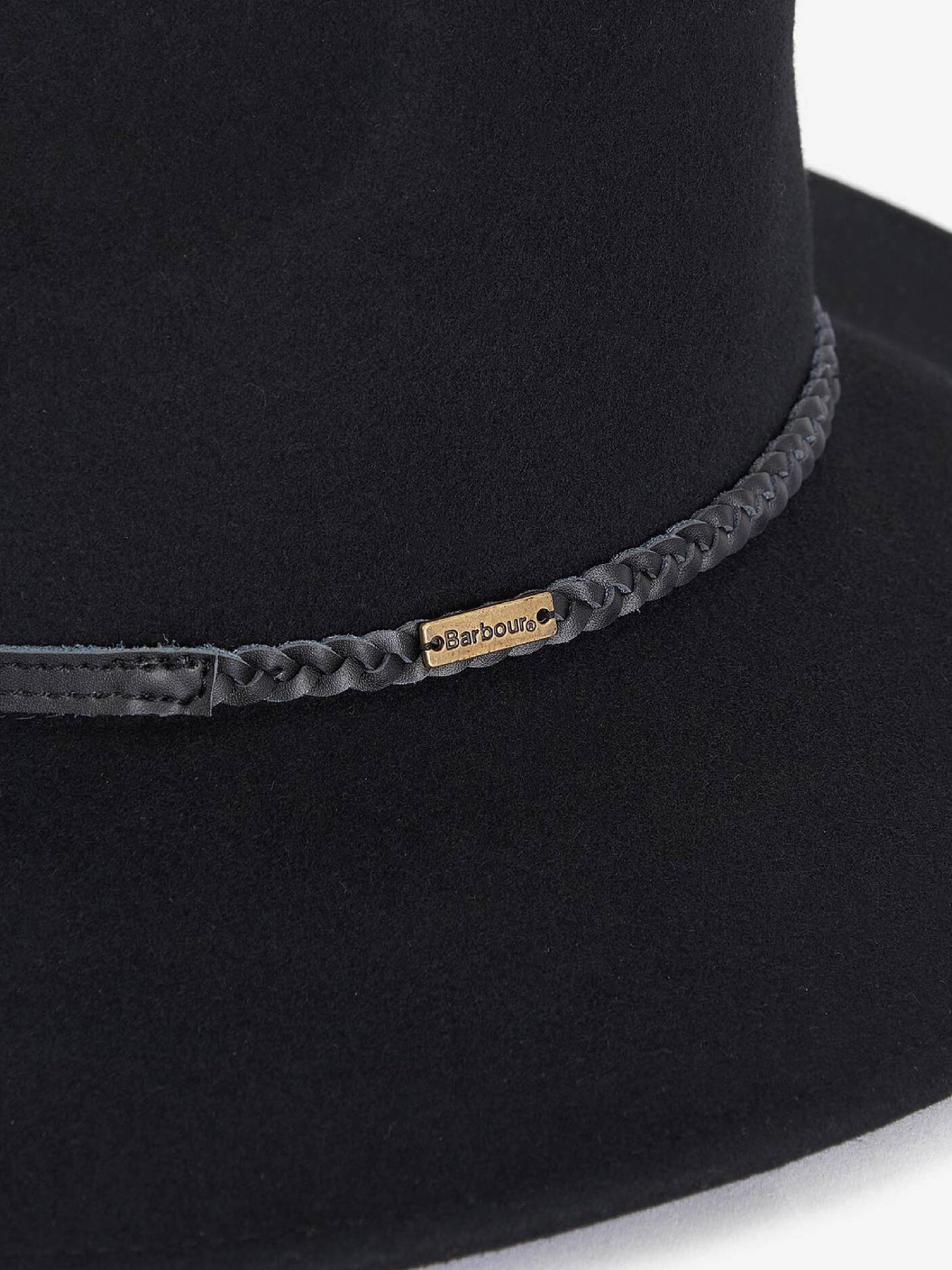 Tack Fedora
